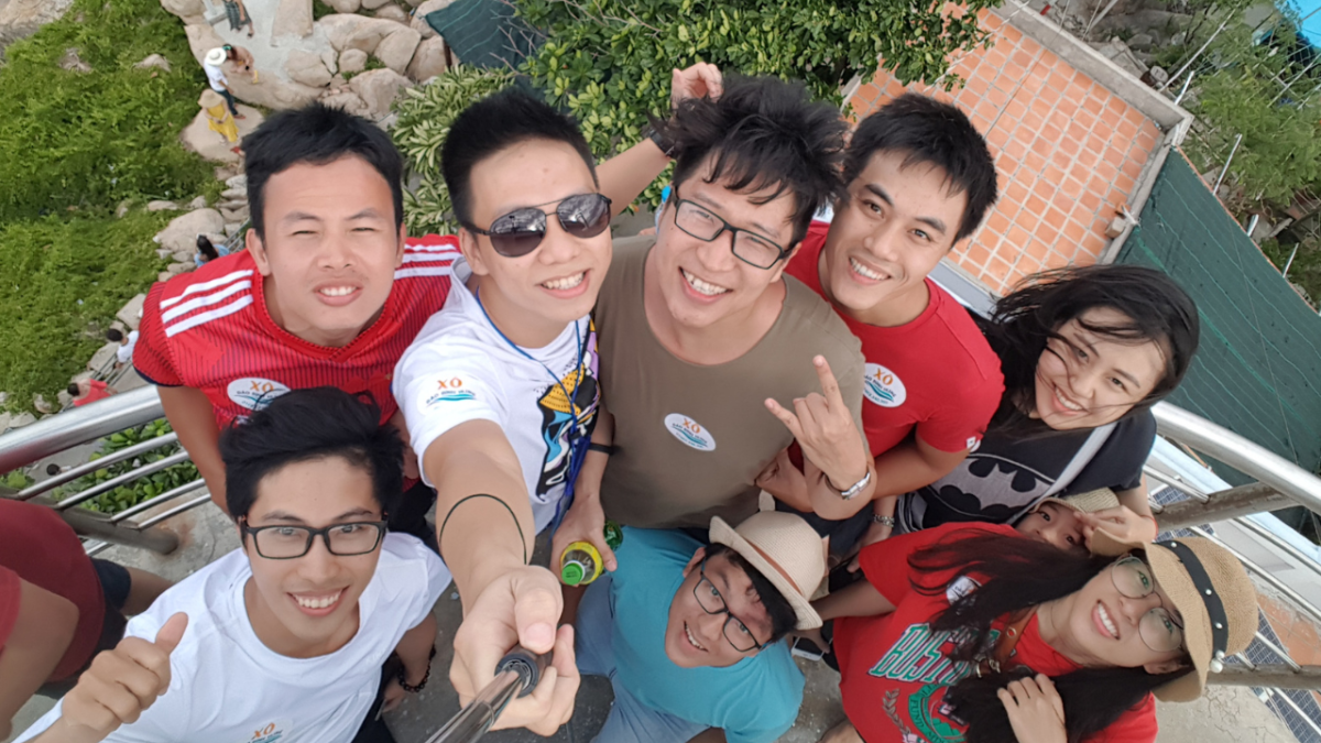 Chuyến đi Bình Hưng của team Song Nhi ăn mừng vượt mốc 100K Users